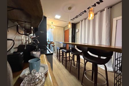 Apartamento para alugar com 90m², 2 quartos e sem vagaCozinha 