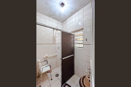 Casa à venda com 500m², 3 quartos e 5 vagasBanheiro 2