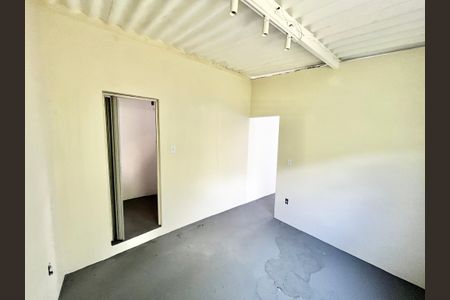 Sala/Quarto de casa para alugar com 1 quarto, 38m² em Jardim do Colegio (zona Norte), São Paulo