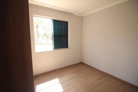 Quarto 1 de apartamento para alugar com 2 quartos, 58m² em Santa Cruz (barreiro), Belo Horizonte