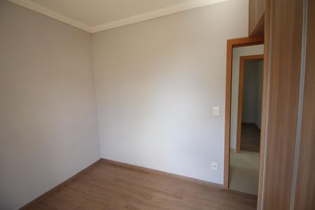 Quarto 1 de apartamento para alugar com 2 quartos, 58m² em Santa Cruz (barreiro), Belo Horizonte