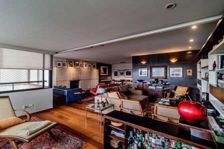 Sala de apartamento à venda com 3 quartos, 185m² em Real Parque, São Paulo