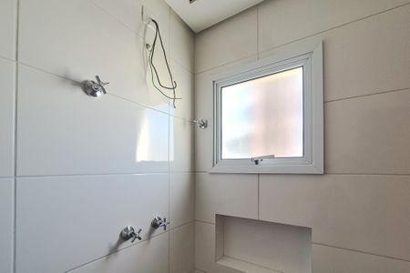 Apartamento à venda com 120m², 2 quartos e 2 vagasBanheiro da Suíte