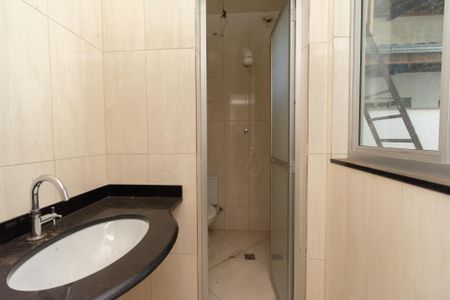 Casa à venda com 250m², 3 quartos e 2 vagasCasa2 - Banheiro