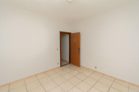 Casa à venda com 250m², 3 quartos e 2 vagasCasa3 - Quarto