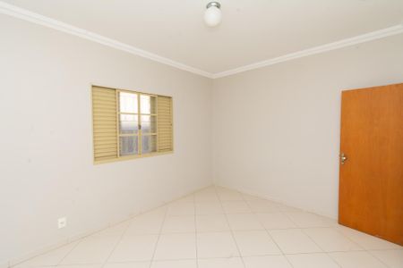 Casa à venda com 250m², 3 quartos e 2 vagasQuarto 1