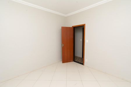 Casa à venda com 250m², 3 quartos e 2 vagasQuarto 2