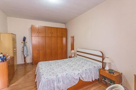 Casa à venda com 199m², 3 quartos e 2 vagasQuarto 3 