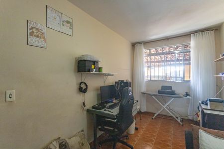 Casa à venda com 199m², 3 quartos e 2 vagasQuarto 1