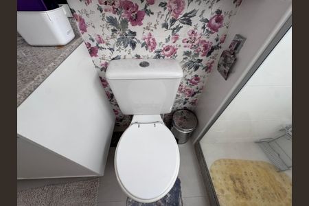 Apartamento à venda com 230m², 4 quartos e 2 vagasSuíte 3 - Banheiro