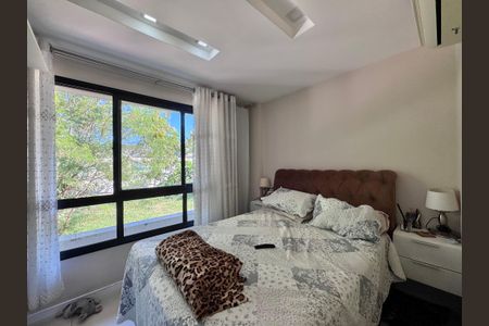 Apartamento à venda com 230m², 4 quartos e 2 vagasSuíte 1