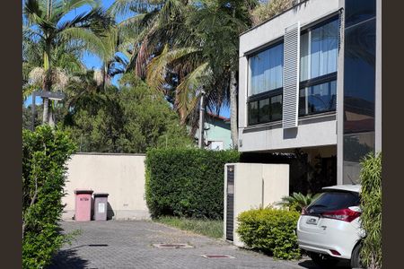 Apartamento à venda com 230m², 4 quartos e 2 vagasFachada