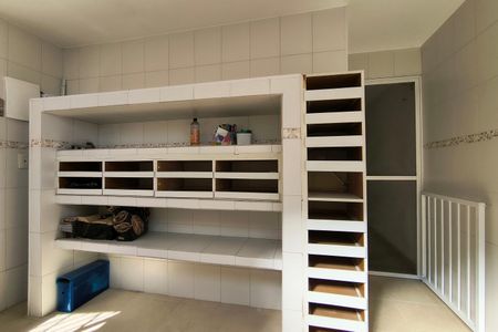 Casa de condomínio à venda com 256m², 5 quartos e 2 vagasárea de Serviço Casa 2