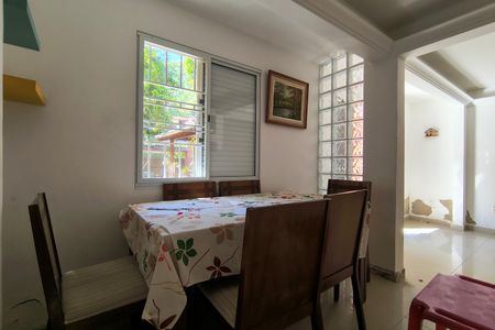 Casa de condomínio à venda com 256m², 5 quartos e 2 vagasSala - Casa 2