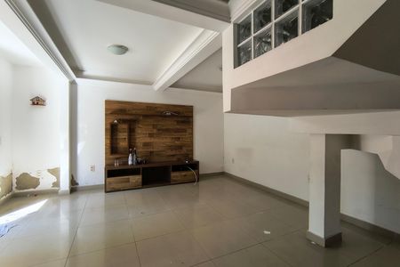 Casa de condomínio à venda com 256m², 5 quartos e 2 vagasSala - Casa 2
