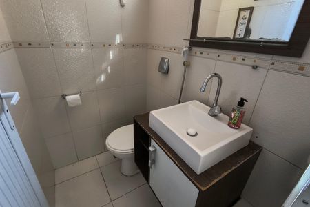 Casa de condomínio à venda com 256m², 5 quartos e 2 vagasLavabo - Casa 2