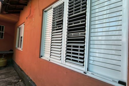 Casa de condomínio à venda com 256m², 5 quartos e 2 vagasFachada 