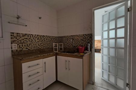 Casa de condomínio à venda com 256m², 5 quartos e 2 vagasCozinha - Armários
