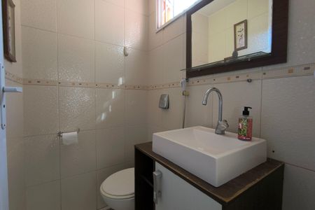 Casa de condomínio à venda com 256m², 5 quartos e 2 vagasLavabo - Casa 2