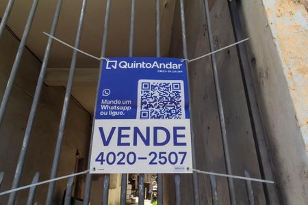 Casa para alugar com 250m², 2 quartos e 2 vagas Casa para alugar com 250m², 2 quartos e 2 vagasPlaca