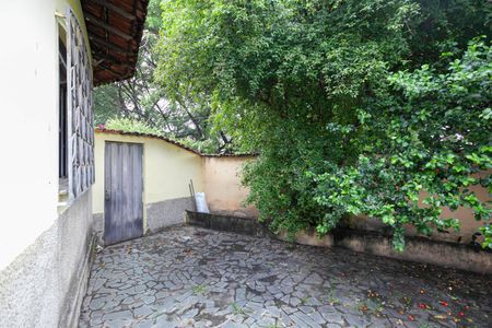 Casa para alugar com 360m², 3 quartos e 2 vagasQuintal