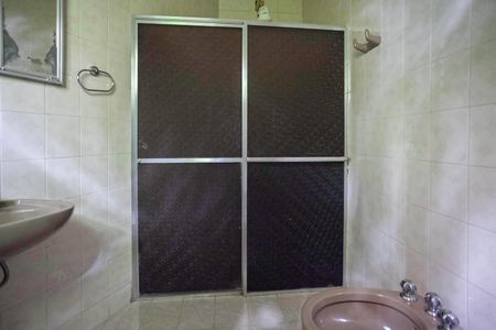 Casa para alugar com 360m², 3 quartos e 2 vagasBanheiro da suíte