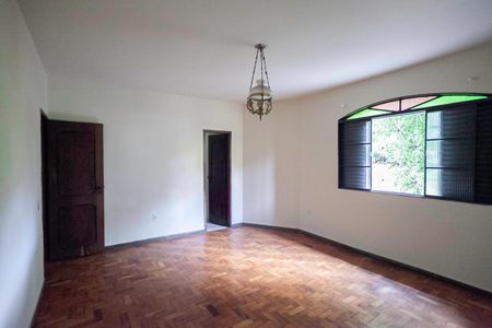 Casa para alugar com 360m², 3 quartos e 2 vagasSuíte 