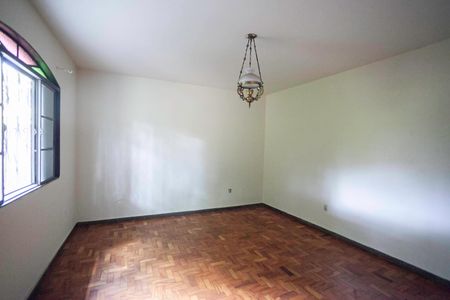 Casa para alugar com 360m², 3 quartos e 2 vagasSuíte 