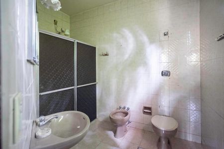 Casa para alugar com 360m², 3 quartos e 2 vagasBanheiro da suíte 