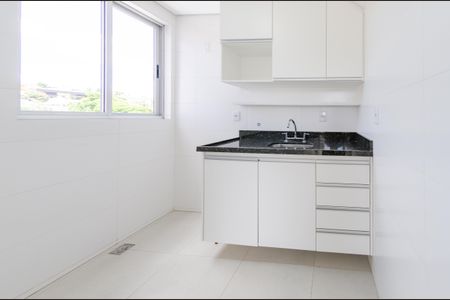Apartamento para alugar com 112m², 2 quartos e 2 vagasCozinha