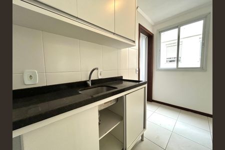 Apartamento para alugar com 67m², 2 quartos e 1 vagaCozinha 