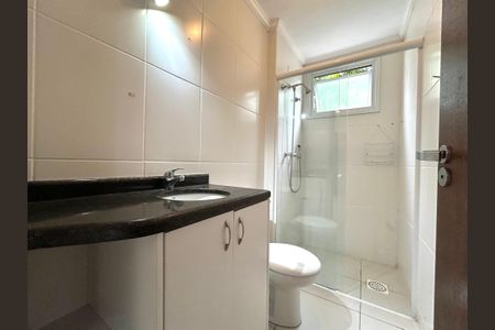 Apartamento para alugar com 67m², 2 quartos e 1 vagaBanheiro social 