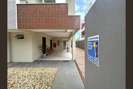 Apartamento para alugar com 67m², 2 quartos e 1 vagaFachada 