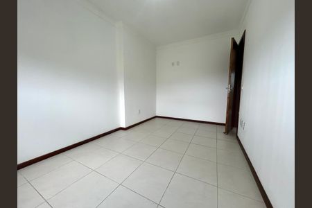 Quarto de apartamento para alugar com 2 quartos, 67m² em Lagoa Pequena, Florianópolis