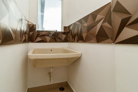 Casa para alugar com 45m², 1 quarto e 1 vaga Casa para alugar com 45m², 1 quarto e 1 vagaÁrea de Serviço