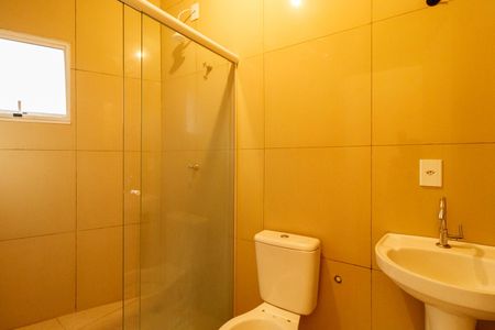 Banheiro de casa para alugar com 1 quarto, 45m² em Vila Isolina Mazzei, São Paulo