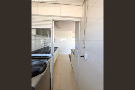 Apartamento à venda com 83m², 3 quartos e 2 vagas Apartamento à venda com 83m², 3 quartos e 2 vagasÁrea de Serviço