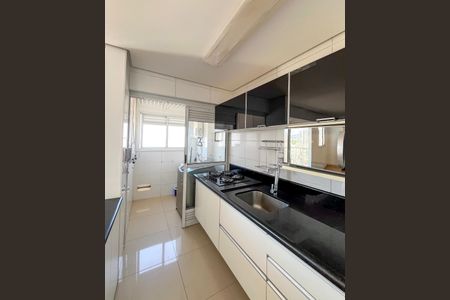 Apartamento à venda com 83m², 3 quartos e 2 vagas Apartamento à venda com 83m², 3 quartos e 2 vagasCozinha