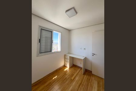 Apartamento à venda com 83m², 3 quartos e 2 vagas Apartamento à venda com 83m², 3 quartos e 2 vagasQuarto 3