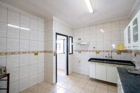 Apartamento à venda com 85m², 2 quartos e 2 vagasCozinha
