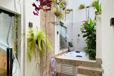 Casa à venda com 153m², 3 quartos e 2 vagas Casa à venda com 153m², 3 quartos e 2 vagasQuintal