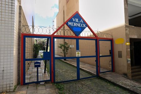 Casa de condomínio à venda com 153m², 3 quartos e 2 vagasFachada