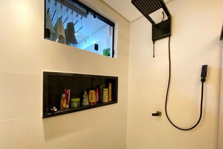 Casa à venda com 153m², 3 quartos e 2 vagas Casa à venda com 153m², 3 quartos e 2 vagasBanheiro