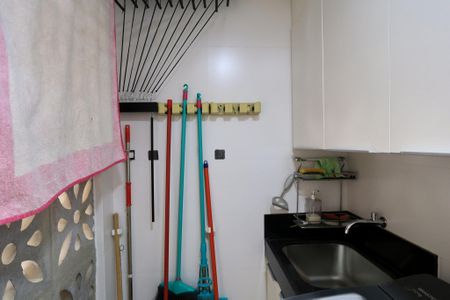 Casa de condomínio à venda com 153m², 3 quartos e 2 vagasÁrea de Serviço