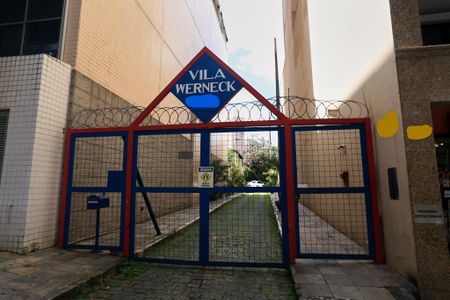 Casa de condomínio à venda com 153m², 3 quartos e 2 vagasFachada