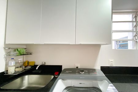 Casa à venda com 153m², 3 quartos e 2 vagas Casa à venda com 153m², 3 quartos e 2 vagasÁrea de Serviço