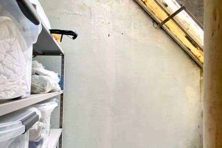 Casa à venda com 153m², 3 quartos e 2 vagas Casa à venda com 153m², 3 quartos e 2 vagasDespensa