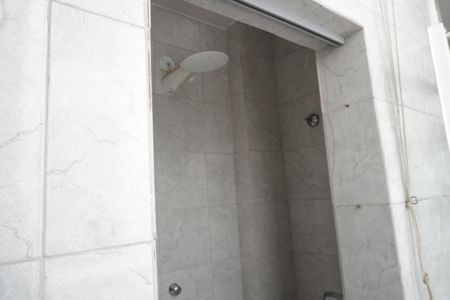 Apartamento à venda com 100m², 2 quartos e sem vagaBanheiro 2