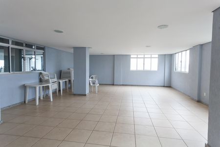 Apartamento à venda com 105m², 4 quartos e 2 vagasÁrea comum - Salão de festas