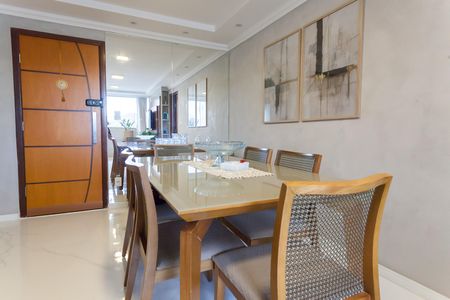 Apartamento à venda com 105m², 4 quartos e 2 vagasSala de Jantar